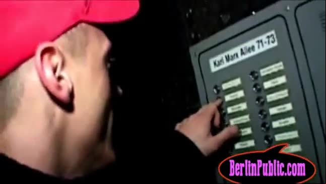 Amazing reality in the elevator